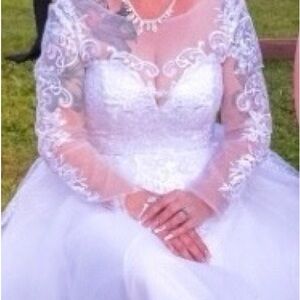 Lace Long-Sleeve Bridal Gown in White